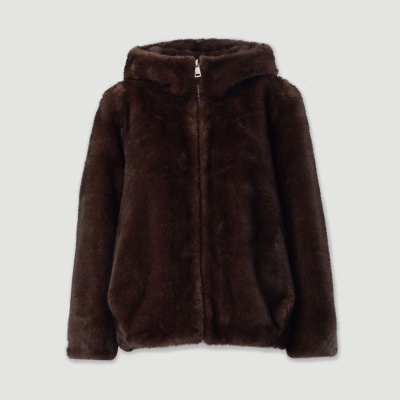 Casaco de pele sintética castanho escuro com capuz e fecho