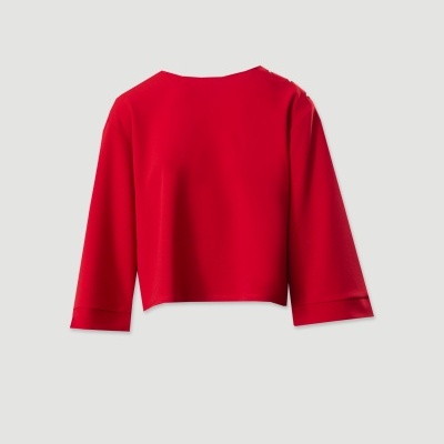 T-shirt vermelha de manga longa vista de costas