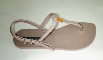 club sandal