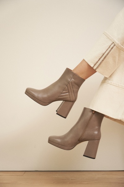 nabire boots