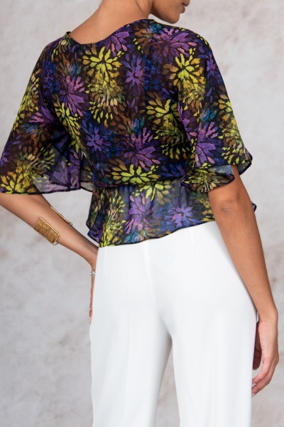 flow blouse