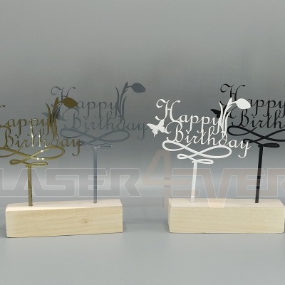 Decorações de bolo metálicas 'Happy Birthday' com bases de madeira