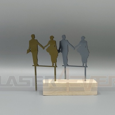 Topo de bolo para Casamento - Casal de mãos dadas