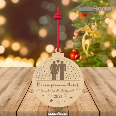 Bola de Natal - Casal O nosso primeiro Natal Nomes e Ano Personalizado