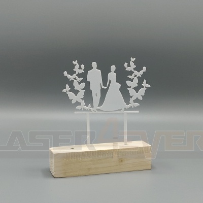 Topo de bolo para Casamento - Tema Casal e borboletas