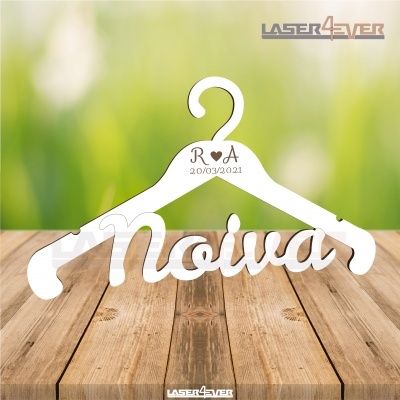 Cruzeta Noivo e Noiva - Iniciais e Data Personalizáveis