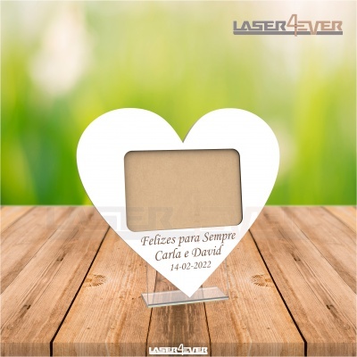 Moldura Formato Coração - Nomes Frase e Data Personalizáveis