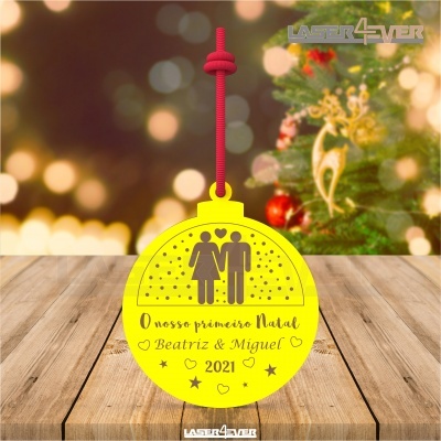 Bola de Natal - Casal O nosso primeiro Natal Nomes e Ano Personalizado