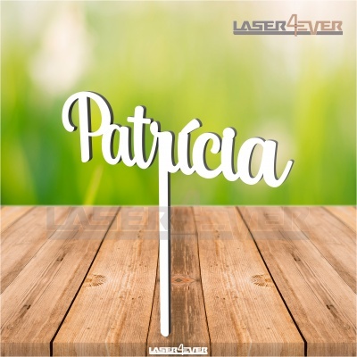 Topo de Bolo Madeira - Nome Patrícia