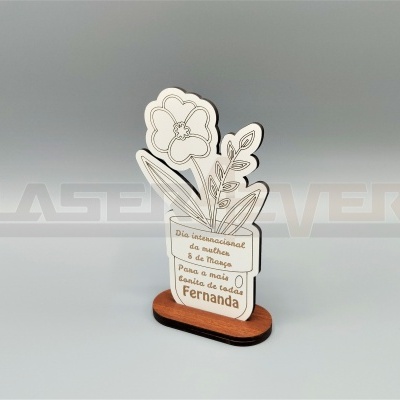 Vaso com flor - Prenda para o Dia Internacional da Mulher