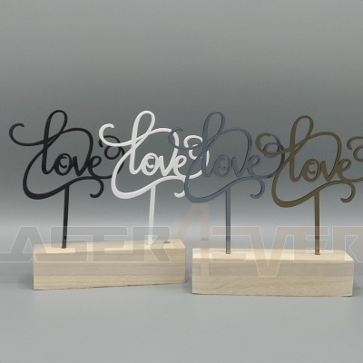 Topo de bolo para Casamento com a Palavra LOVE