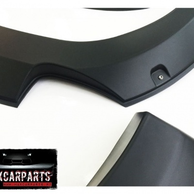 Abas de Roda Plástico Toyota Hilux Revo (desde 2015) CM