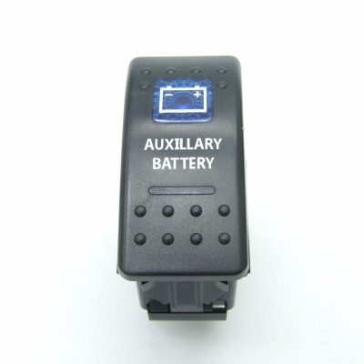 Interruptor para bateria auxiliar preto com texto branco e ícone azul