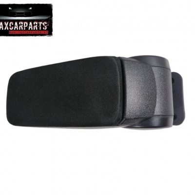 Apoio de braço para automóvel preto em fundo branco com logótipo MAXCARPARTS