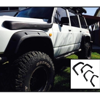 Abas de Roda Plástico Nissan Patrol Y60 10CM