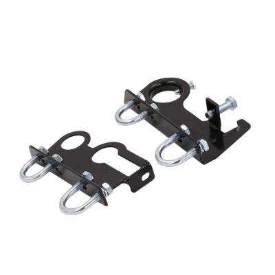 Peças metálicas pretas com parafusos e anilhas prateadas