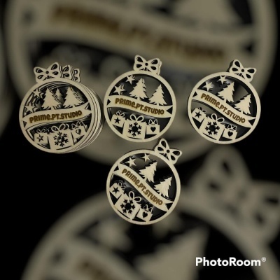 Bolas de Natal madeira