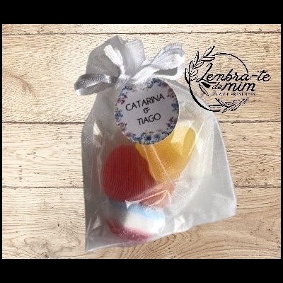 Gomas em saco de organza