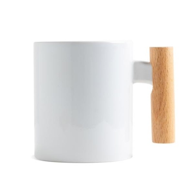 caneca cerâmica com pega em madeira