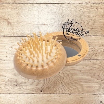 Escova de cabelo dobrável bambu