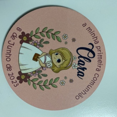 Magnético em MDF redondo com opção de bolsa de organza