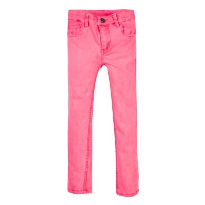 Calças de ganga rosa para criança em fundo branco