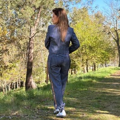 Blazer curto feminino listrado Miss You