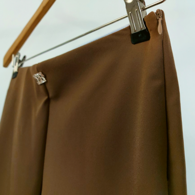 Calça camel feminina Roberta Biagi®️