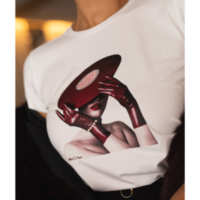 T-shirt Feminina Miss You – Estilo Elegante com Estampa Fashion T-shirt Feminina Miss You – Estilo Elegante com Estampa Fashion