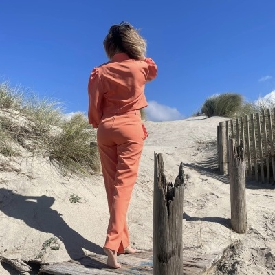 Miss You mulher calça laranja