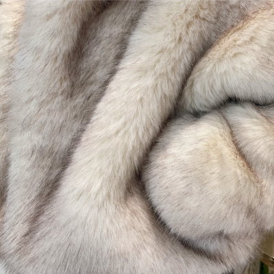 Casaco feminino de pelo curto Miss You