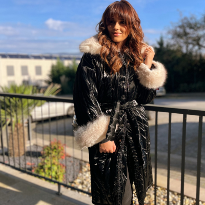 Kispo comprido feminino preto com pelo Miss You