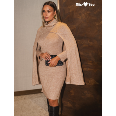 Vestido Midi Bege com Capa Removível Miss You