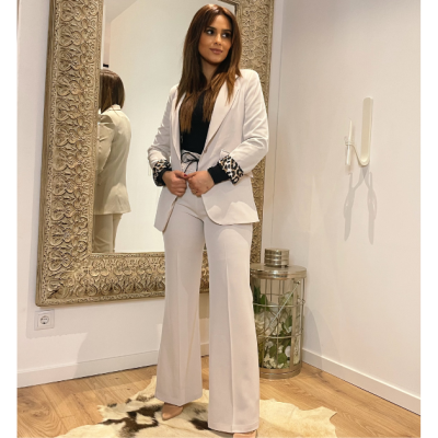 Blazer cintado feminino cru Miss You