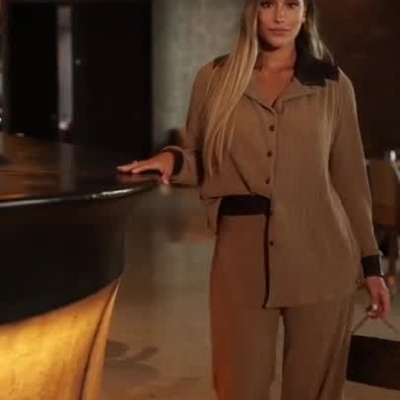 Conjunto Feminino fluído Bege – Camisa e Pantalona Miss You