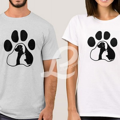 T-shirt Pata com Cão e Gato