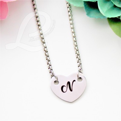 Colar c/coração personalizado com letra
