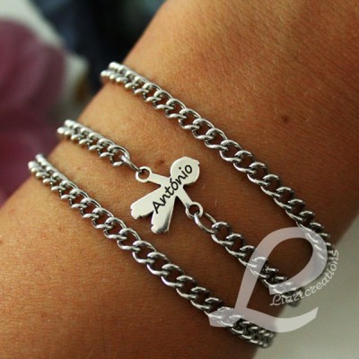 Pulseira com silhuetas de meninos personalizadas com nome Pulseira com silhuetas de meninos personalizadas com nome