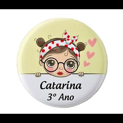 Crachá menina + nome + ano escolar