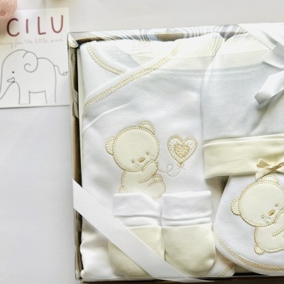 Conjunto de interiores coração/ursinho