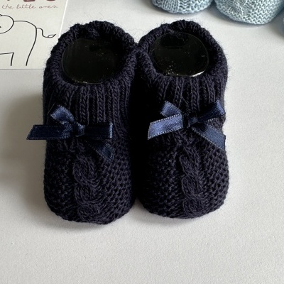 Carapins de perlé com laço frontal