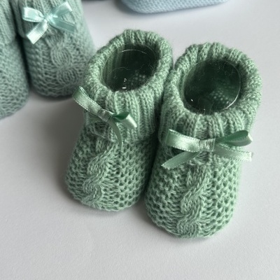 Carapins de perlé com laço frontal