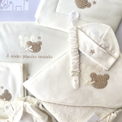 Primeira roupinha '100% bio'