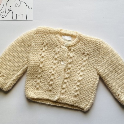 Casaco de tricot feito à mão