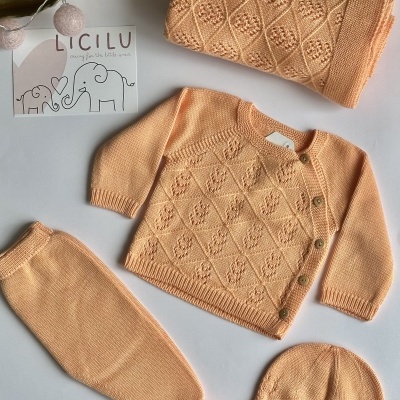 Conjunto de três peças de malha de algodão com manta