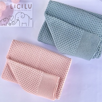 Manta de malha ‘’soft’’