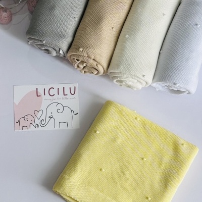 Manta de malha "Pompom"