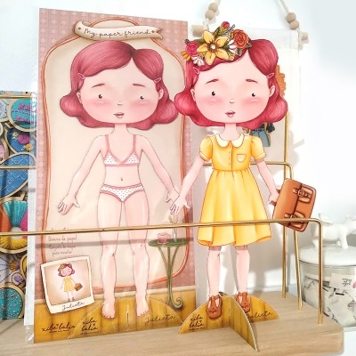 Boneca de Papel