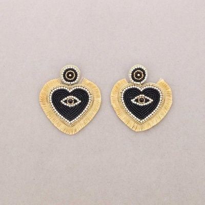 Brincos Coração Olho Preto