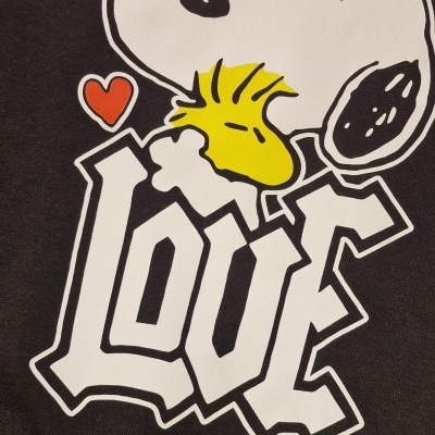 Sweat Snoopy & Woodstock Preta